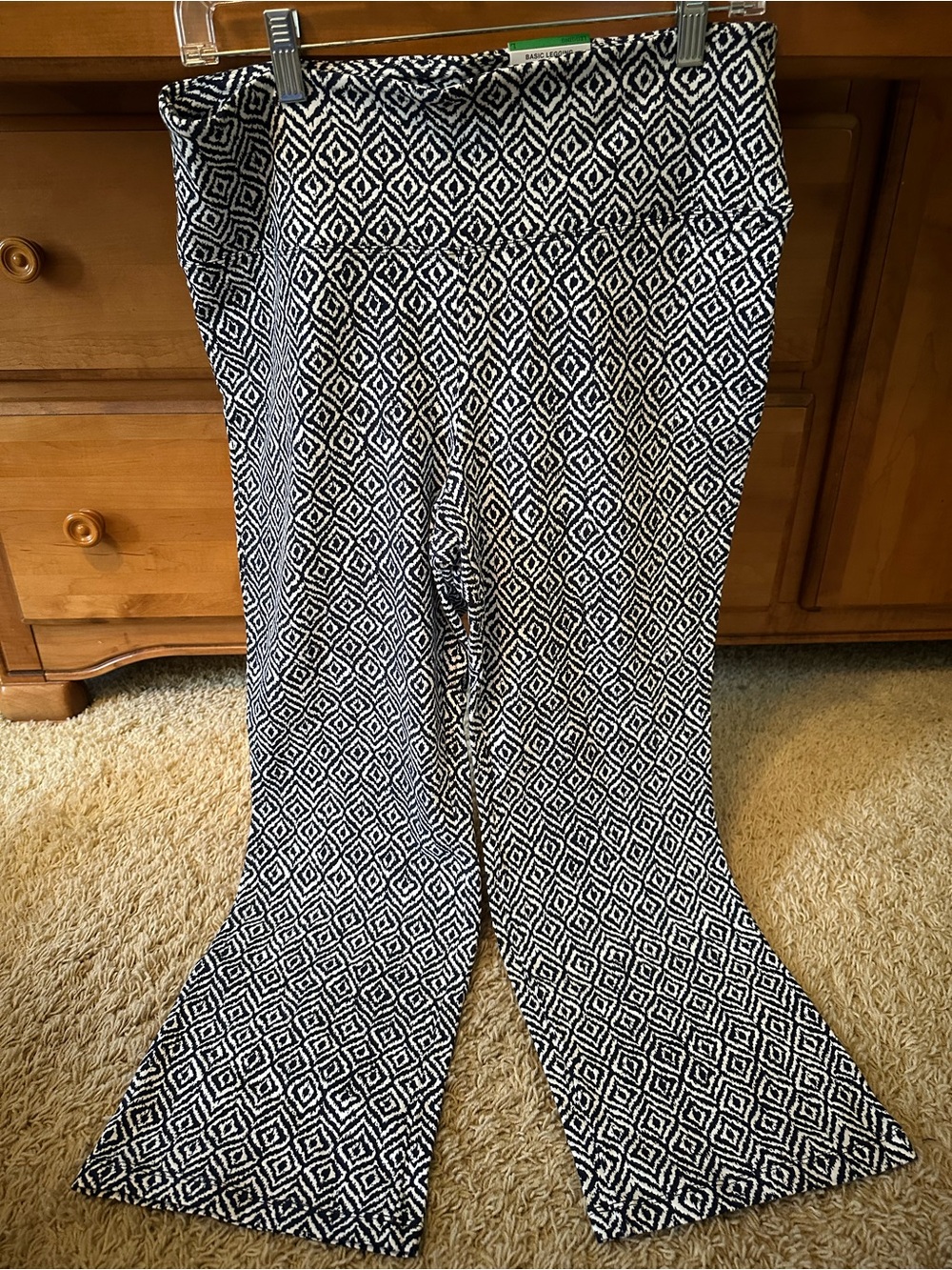 NWT STYLE & CO HIGH RISE CROP FLARE BLUE/WHITE